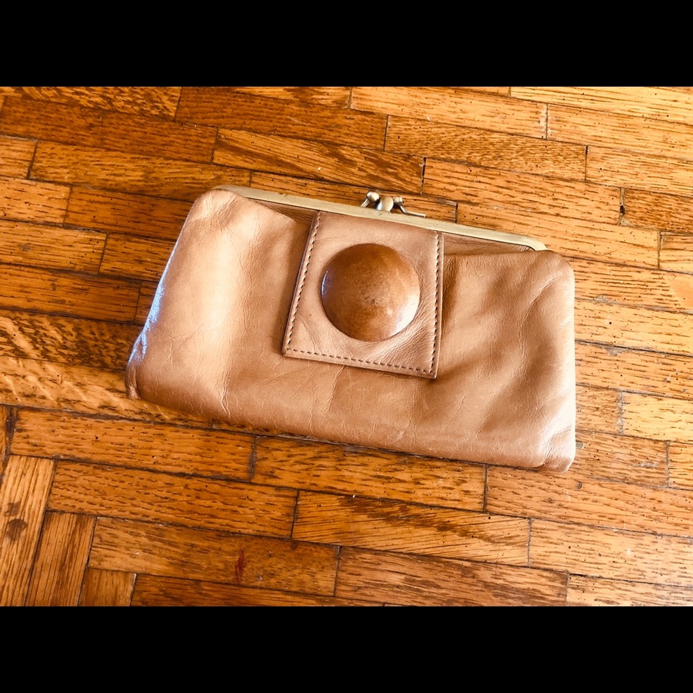 Brown HOBO clutch